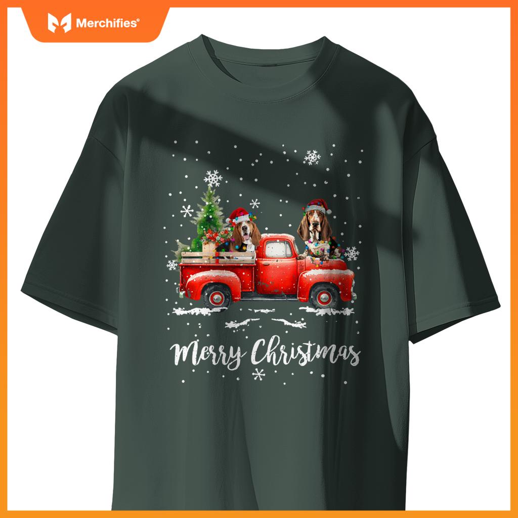Basset Hound Red Truck Christmas Santa Hat Xmas Dog Lover T-Shirt