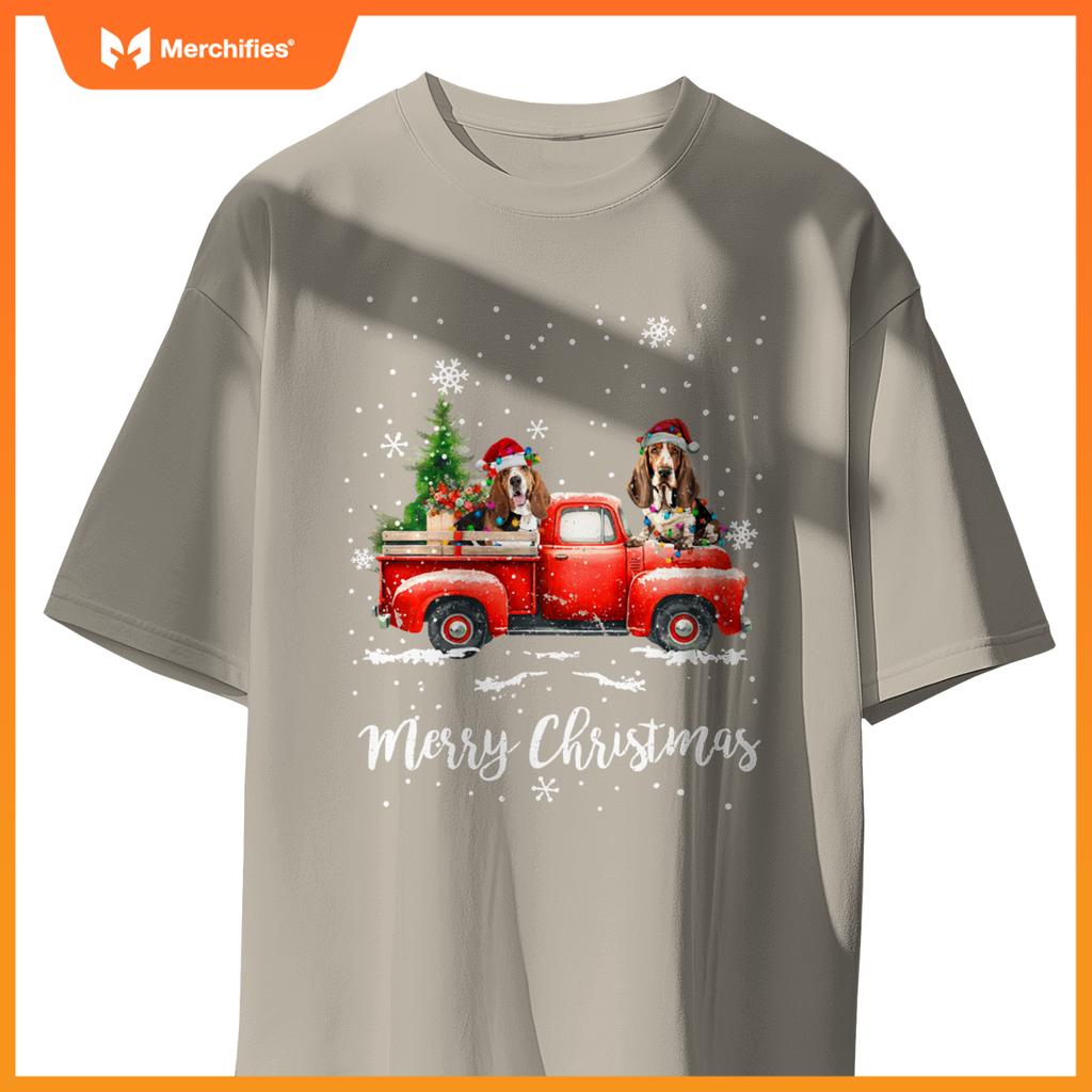 Basset Hound Red Truck Christmas Santa Hat Xmas Dog Lover T-Shirt