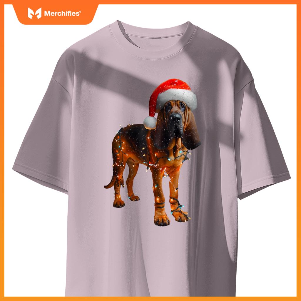 Bloodhound With Santa Hat Christmas Lights Dog Owner Mom Dad T-Shirt