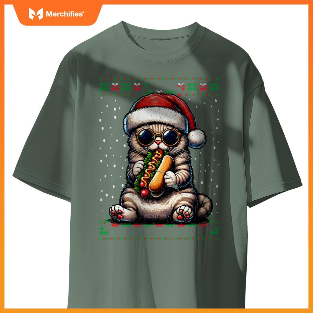Christmas Cat Eating Hot Dogs Ugly Christmas T-Shirt