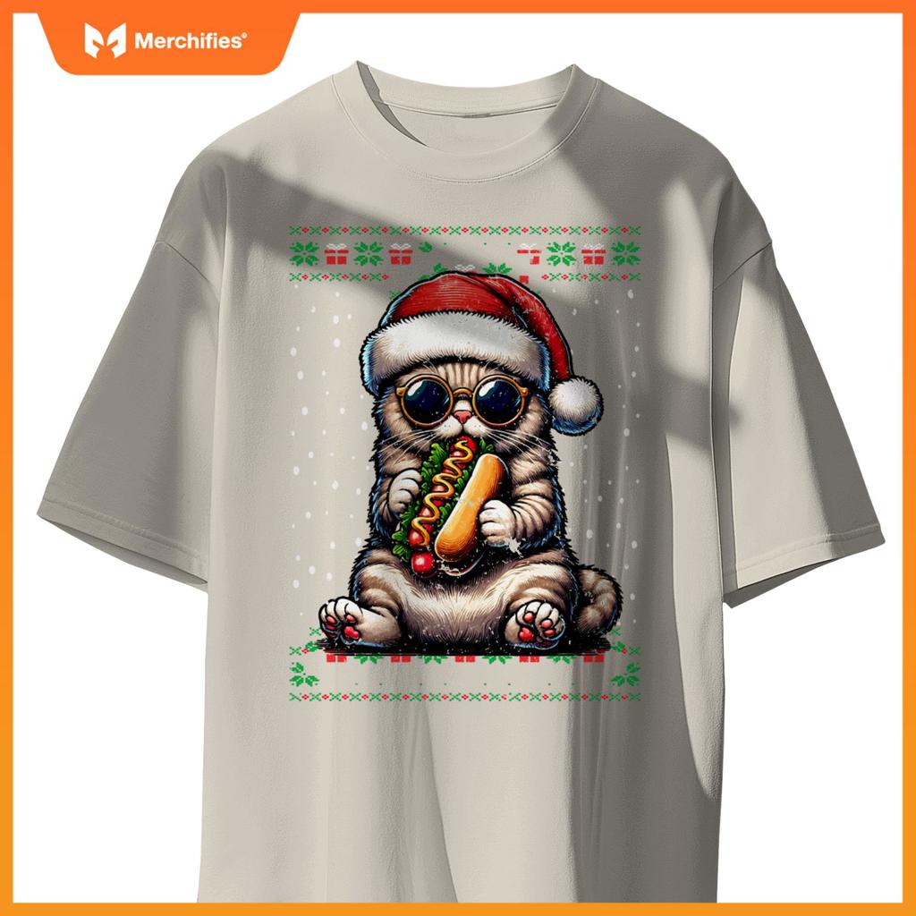 Christmas Cat Eating Hot Dogs Ugly Christmas T-Shirt