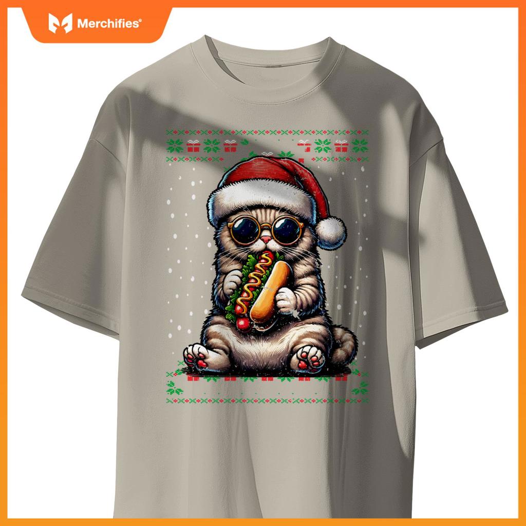 Christmas Cat Eating Hot Dogs Ugly Christmas T-Shirt