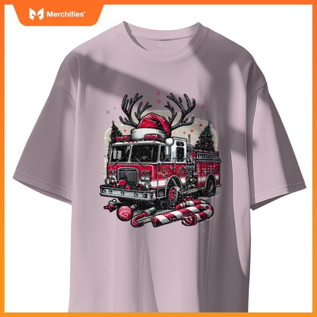 Christmas Fire Truck Santa Hat Holiday Firefighter T-Shirt