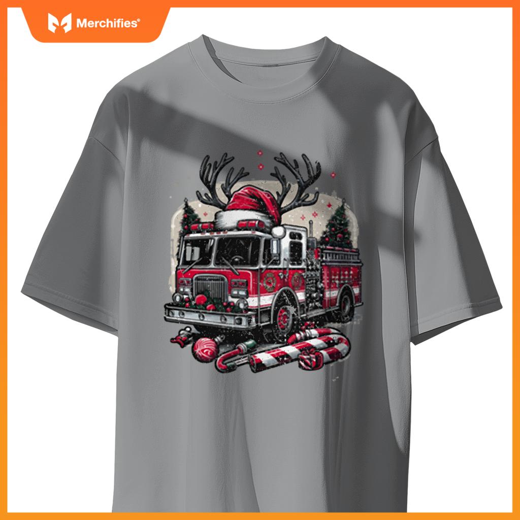 Christmas Fire Truck Santa Hat Holiday Firefighter T-Shirt