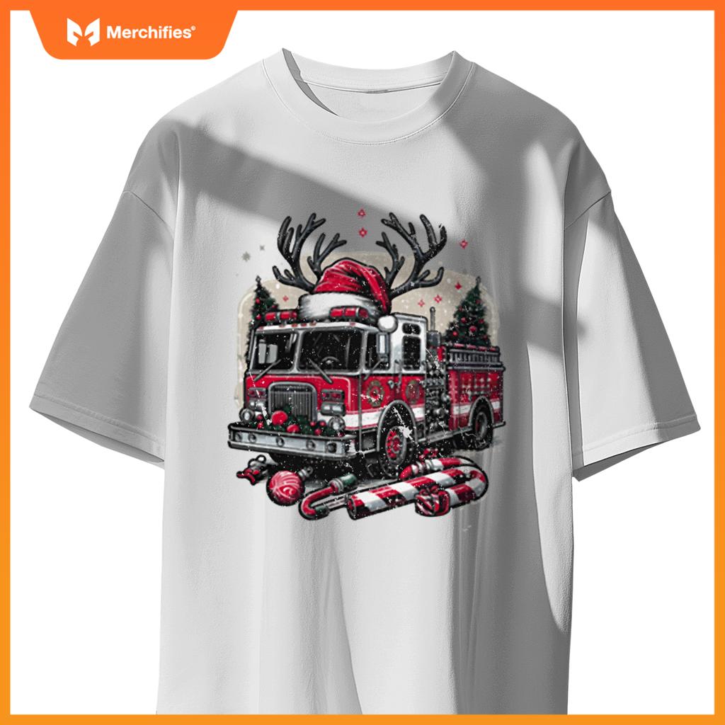 Christmas Fire Truck Santa Hat Holiday Firefighter T-Shirt