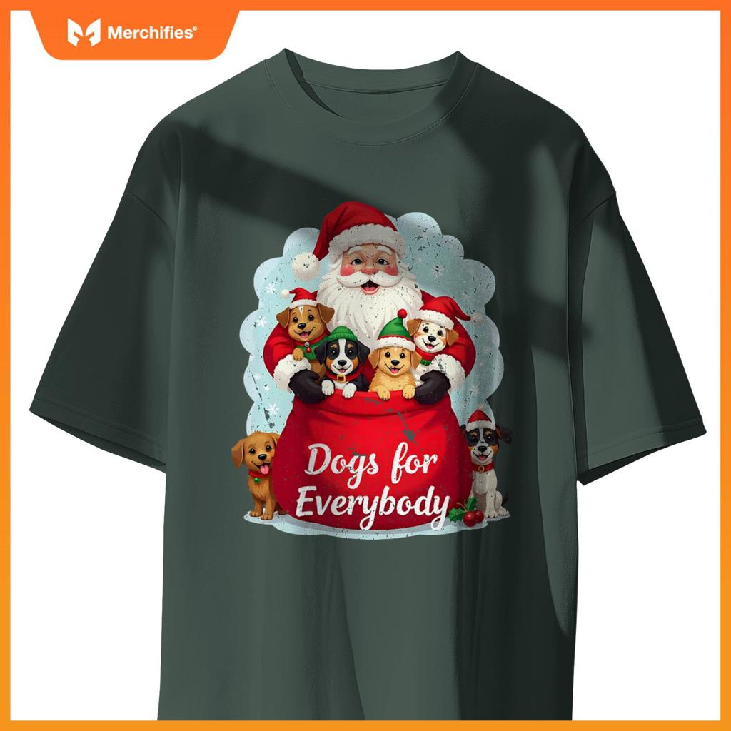 Dogs for Everybody Christmas – Cute Santa with Puppies T-Shirt