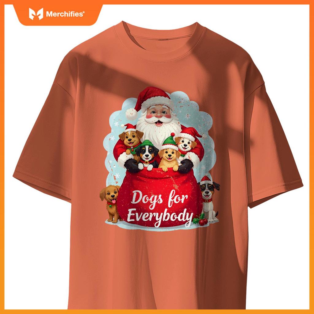 Dogs for Everybody Christmas – Cute Santa with Puppies T-Shirt