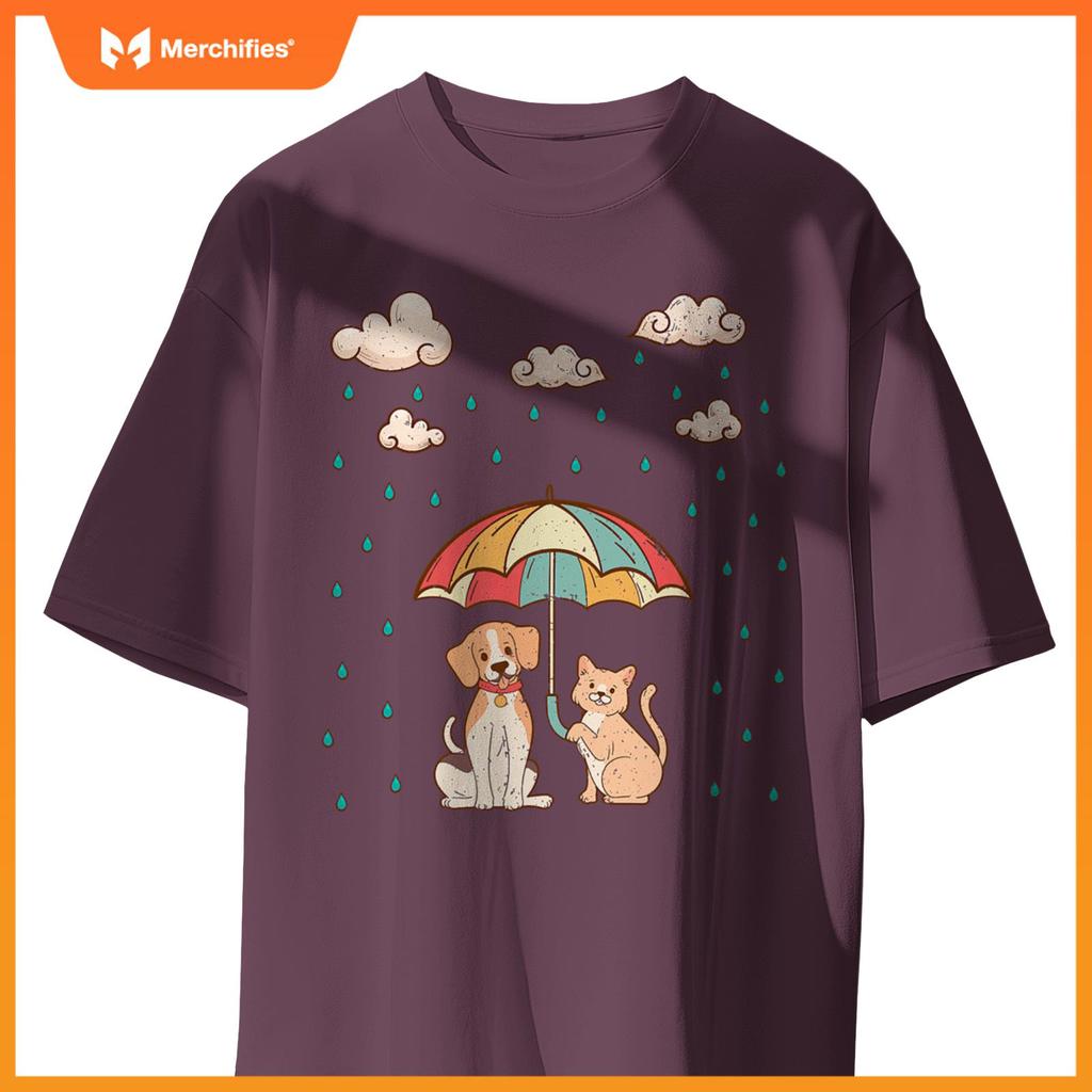 Funny Idiom Raining Cats and Dogs  Cute Canine Feline Lover T-Shirt