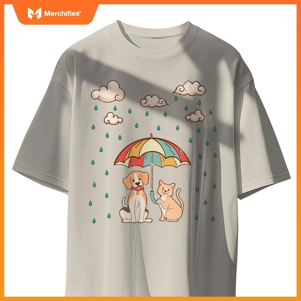 Funny Idiom Raining Cats and Dogs  Cute Canine Feline Lover T-Shirt