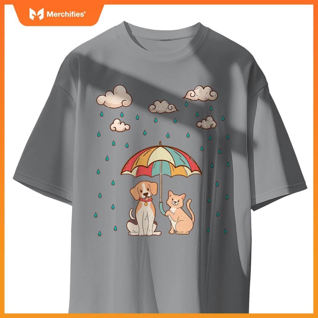 Funny Idiom Raining Cats and Dogs  Cute Canine Feline Lover T-Shirt