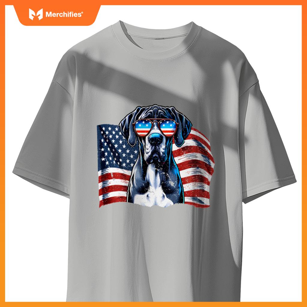 Great Dane American Flag Patriotic Sunglasses Dogs Vintage T-Shirt