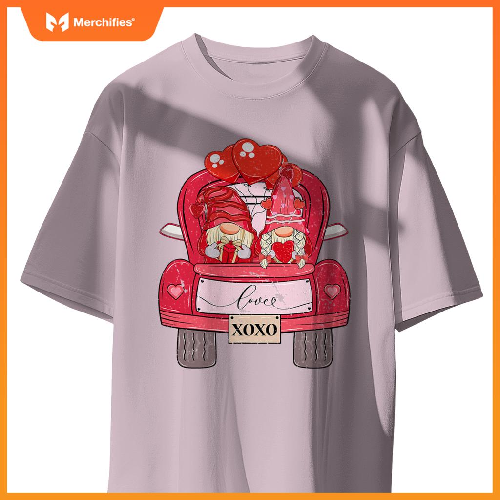 Gnome Valentines Day Truck Love Valentines Gnomes Hearts T-Shirt
