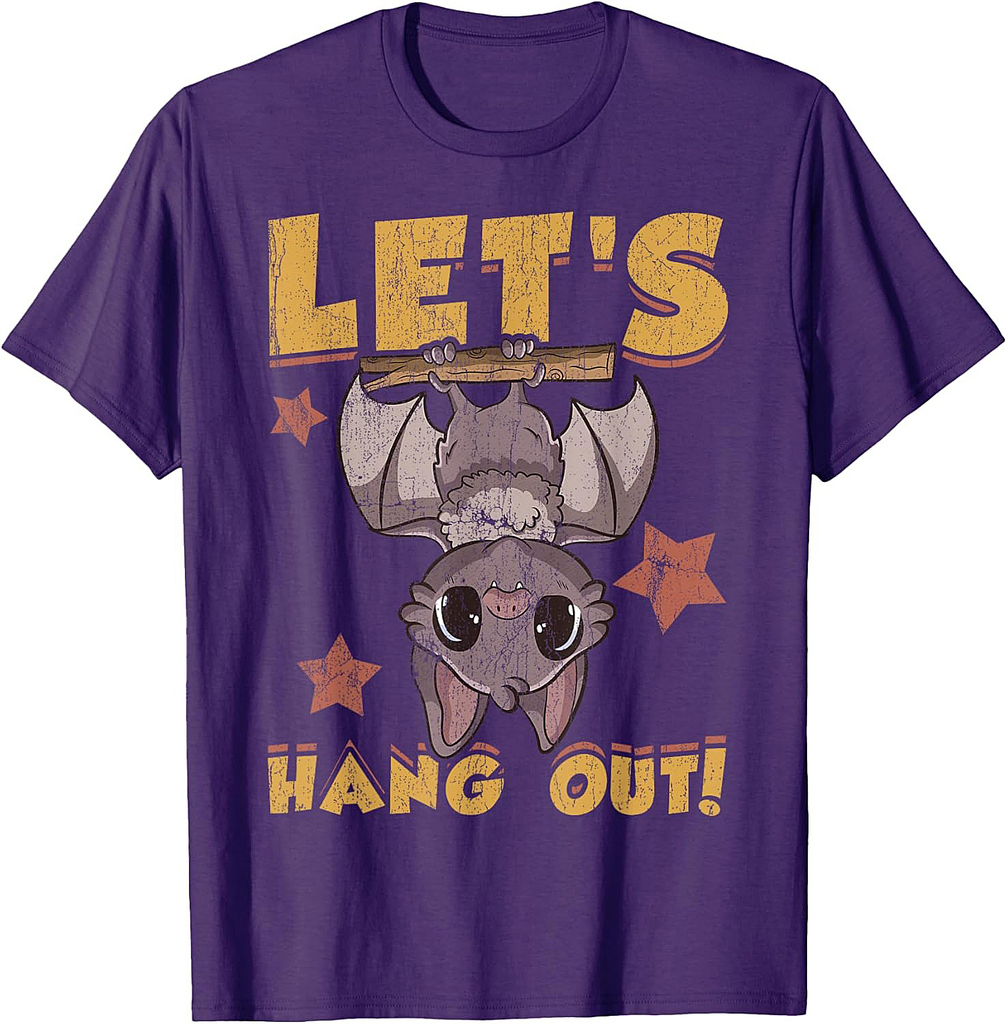 Let’s Hang Out! Cute Kawaii Bat Halloween Grunge Design T-Shirt