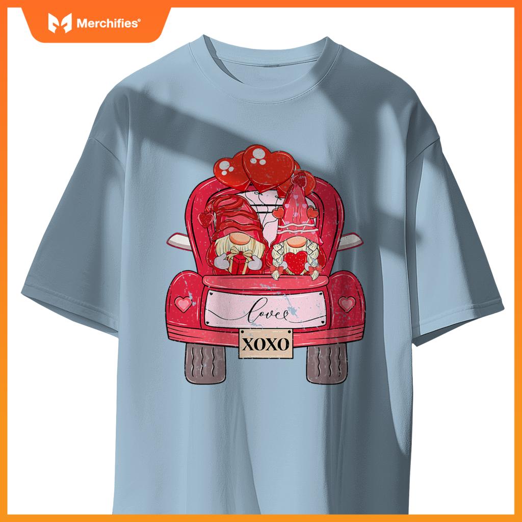 Gnome Valentines Day Truck Love Valentines Gnomes Hearts T-Shirt