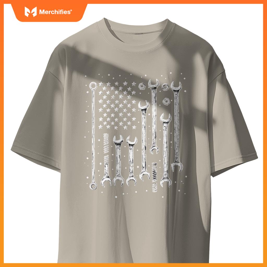 Mechanic Flag Patriotic American Flag Car Mechanic USA Flag T-Shirt