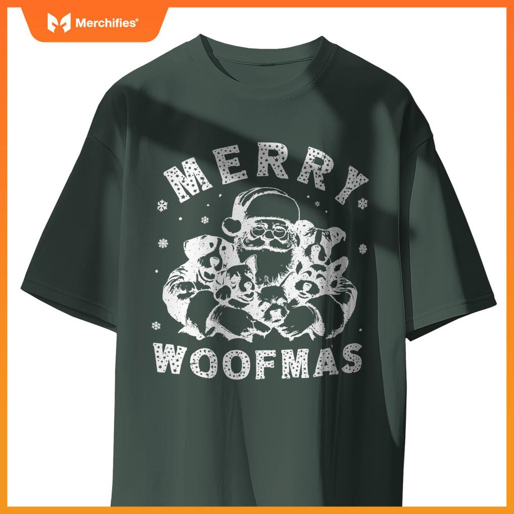 Merry Woofmas Funny Dogs Christmas Dog Mom Xmas Dog Lover T-Shirt