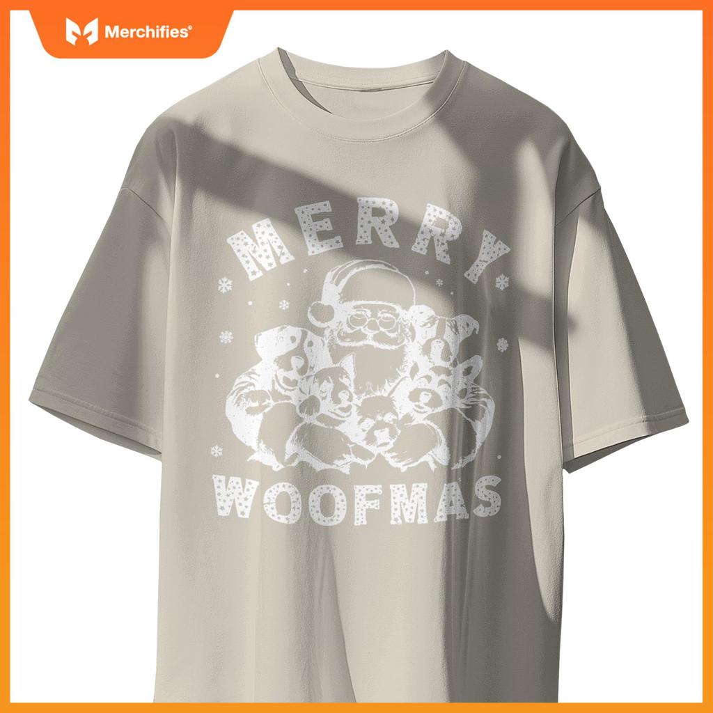 Merry Woofmas Funny Dogs Christmas Dog Mom Xmas Dog Lover T-Shirt