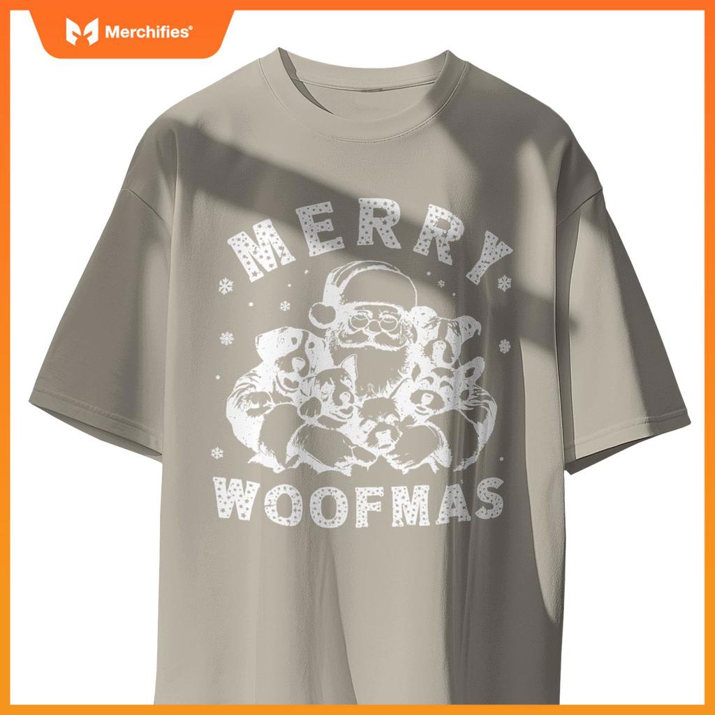 Merry Woofmas Funny Dogs Christmas Dog Mom Xmas Dog Lover T-Shirt