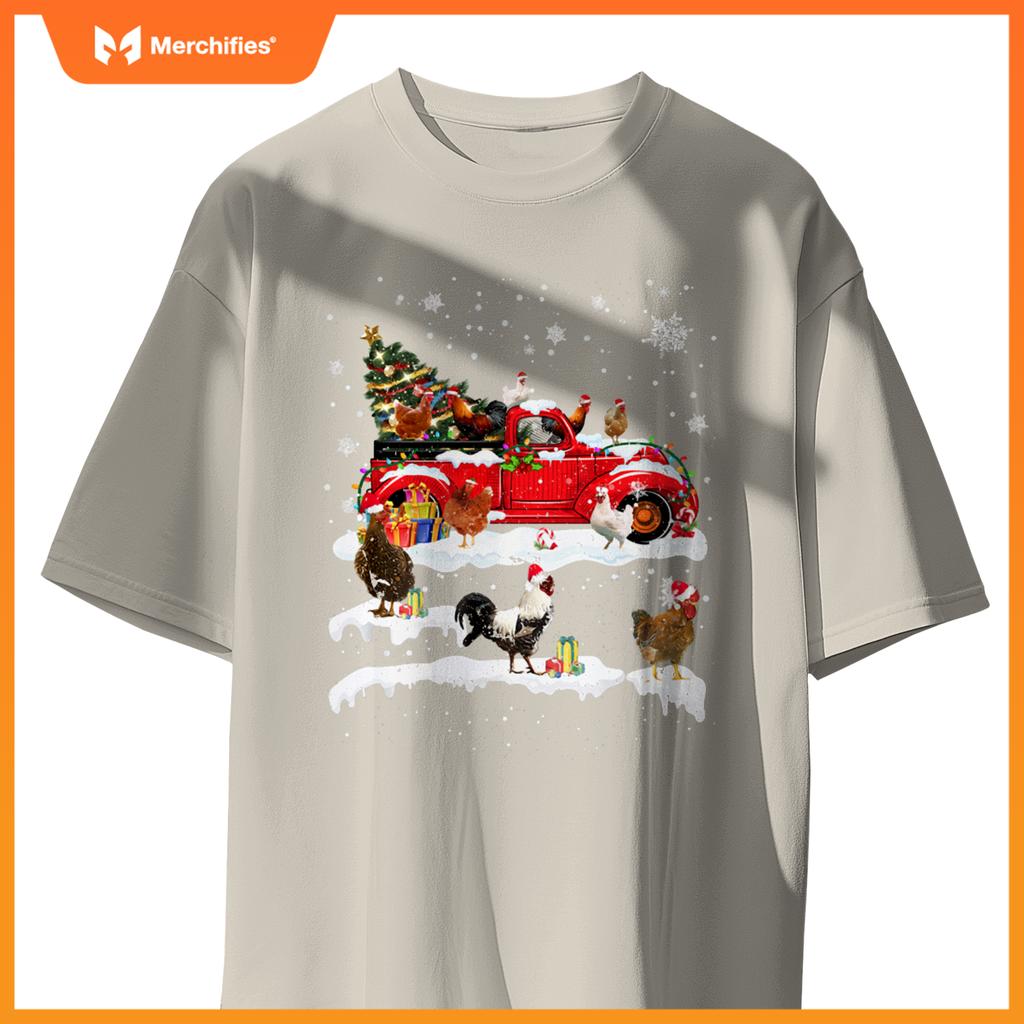 Merry Xmas Chicken Santa Hat Christmas Tree Truck Lights T-Shirt