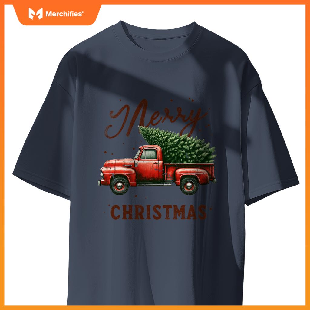 Merry Christmas Tree on Red Truck Wagon Vintage Christmas T-Shirt