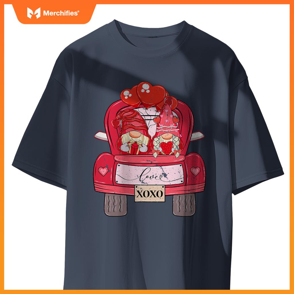 Gnome Valentines Day Truck Love Valentines Gnomes Hearts T-Shirt