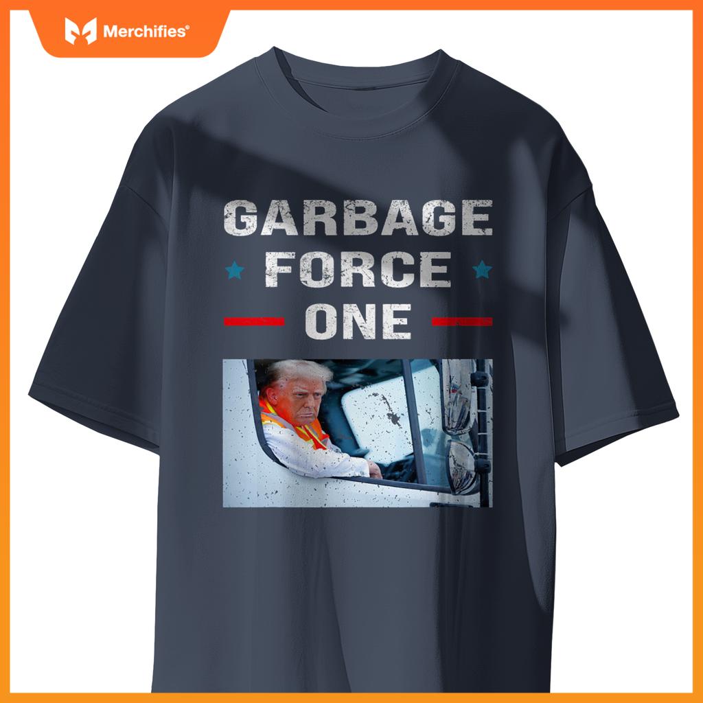 Garbage For Trump in the truck T-Shirt