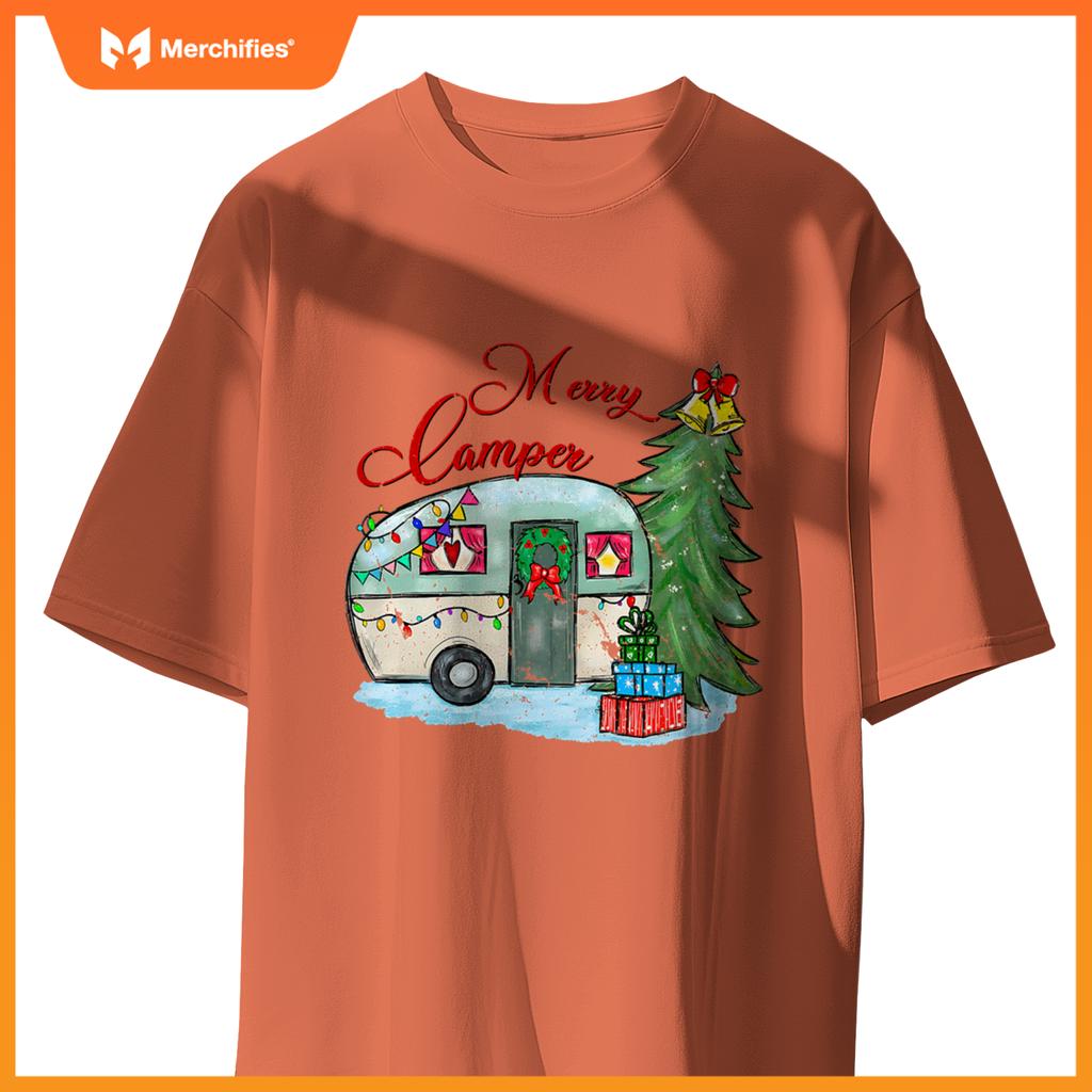 Merry Camper Christmas Santa Camper Camping Truck Xmas Tree T-Shirt