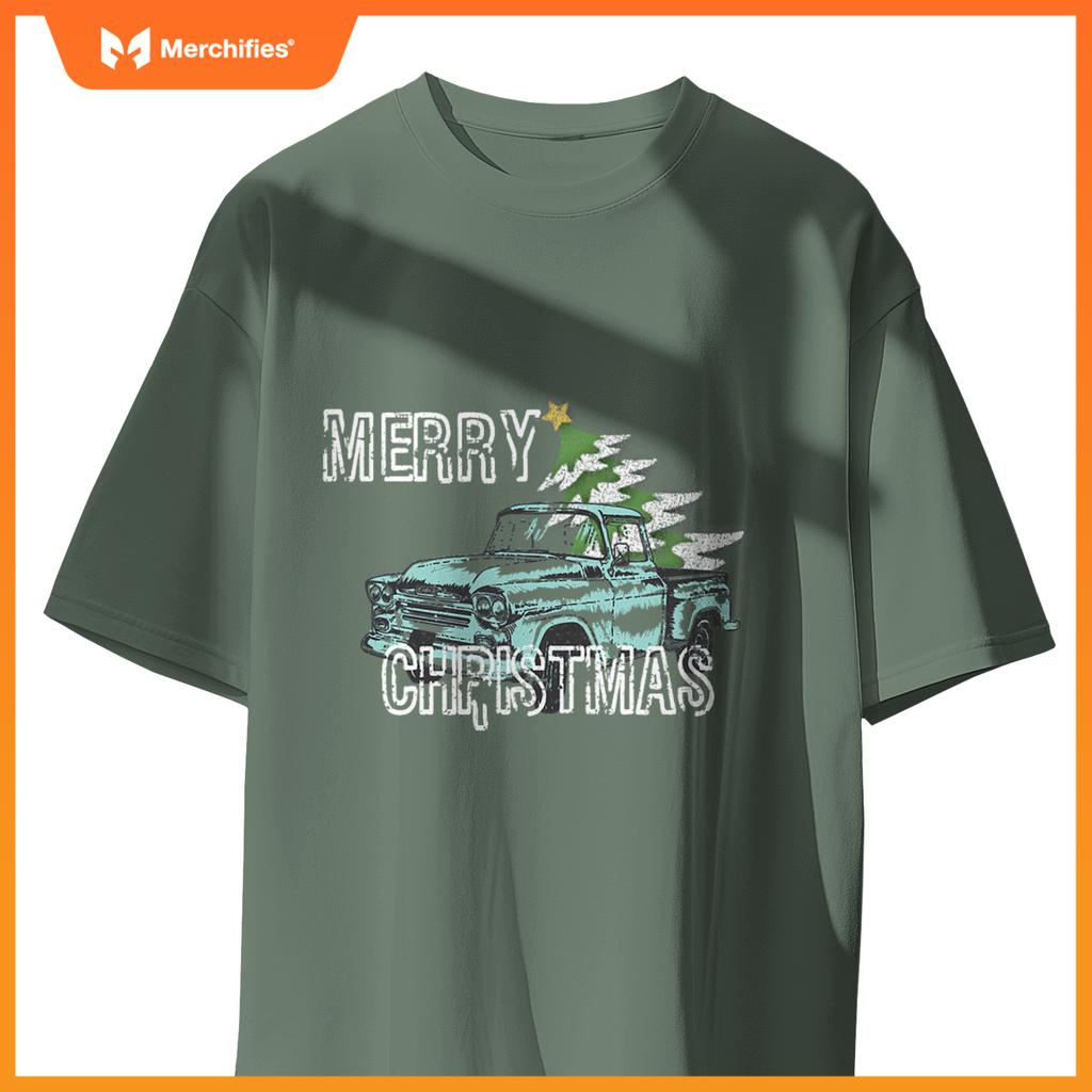 Old Truck Christmas Tree Vintage Merry Xmas T-Shirt
