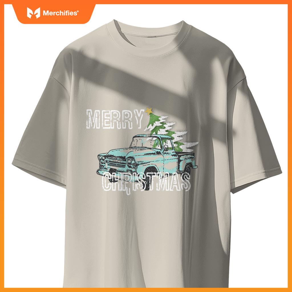 Old Truck Christmas Tree Vintage Merry Xmas T-Shirt