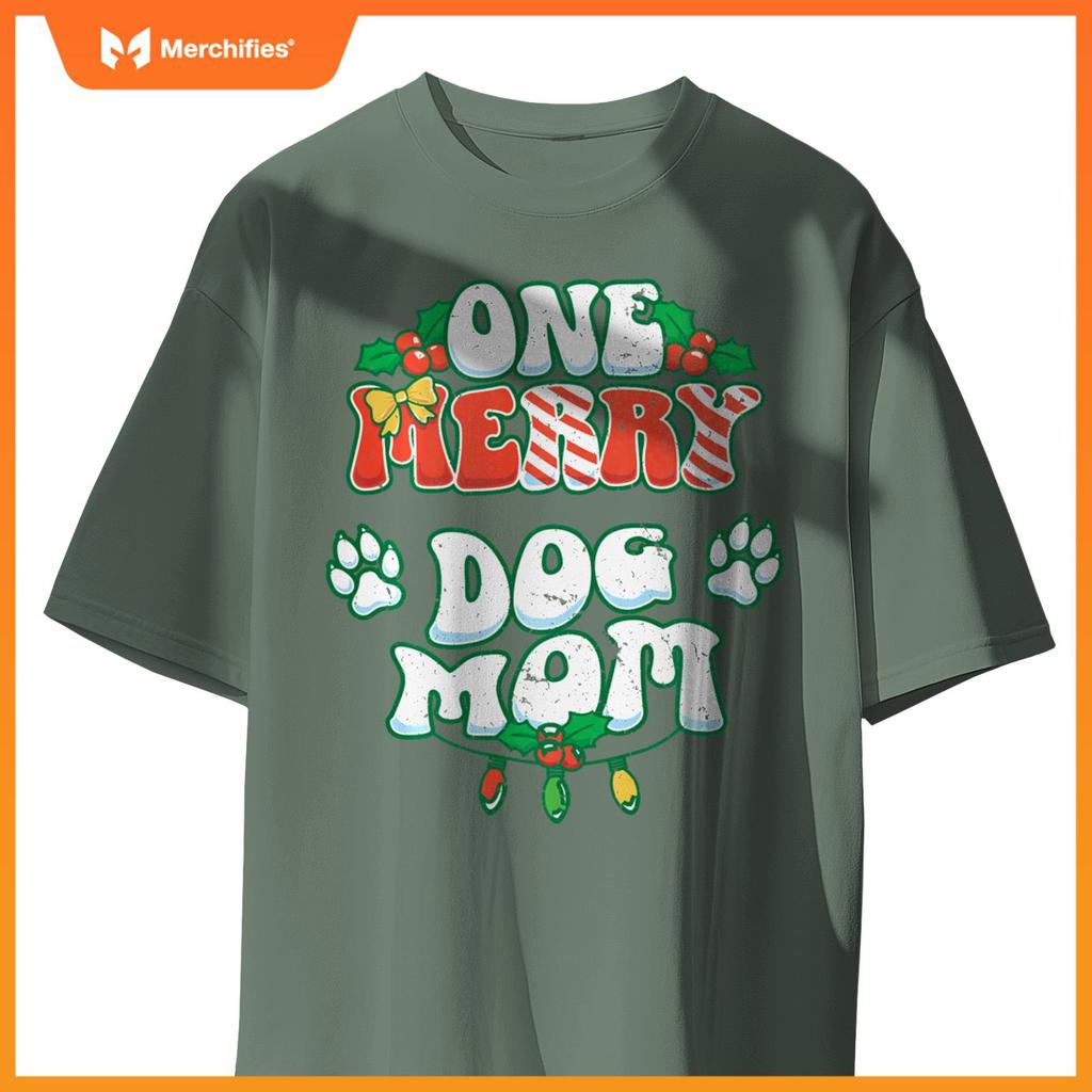 One Merry Dog Mom Christmas Xmas Holiday T-Shirt