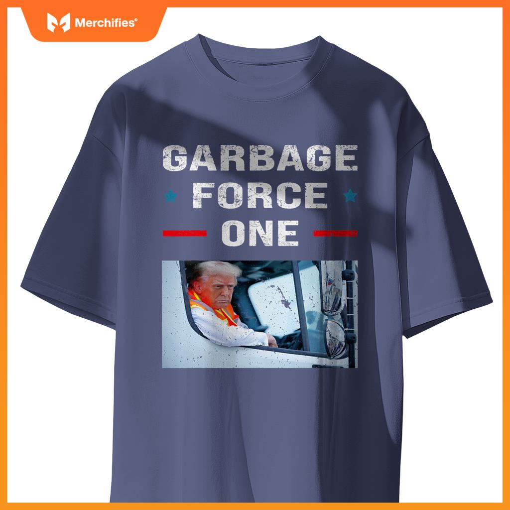 Garbage For Trump in the truck T-Shirt