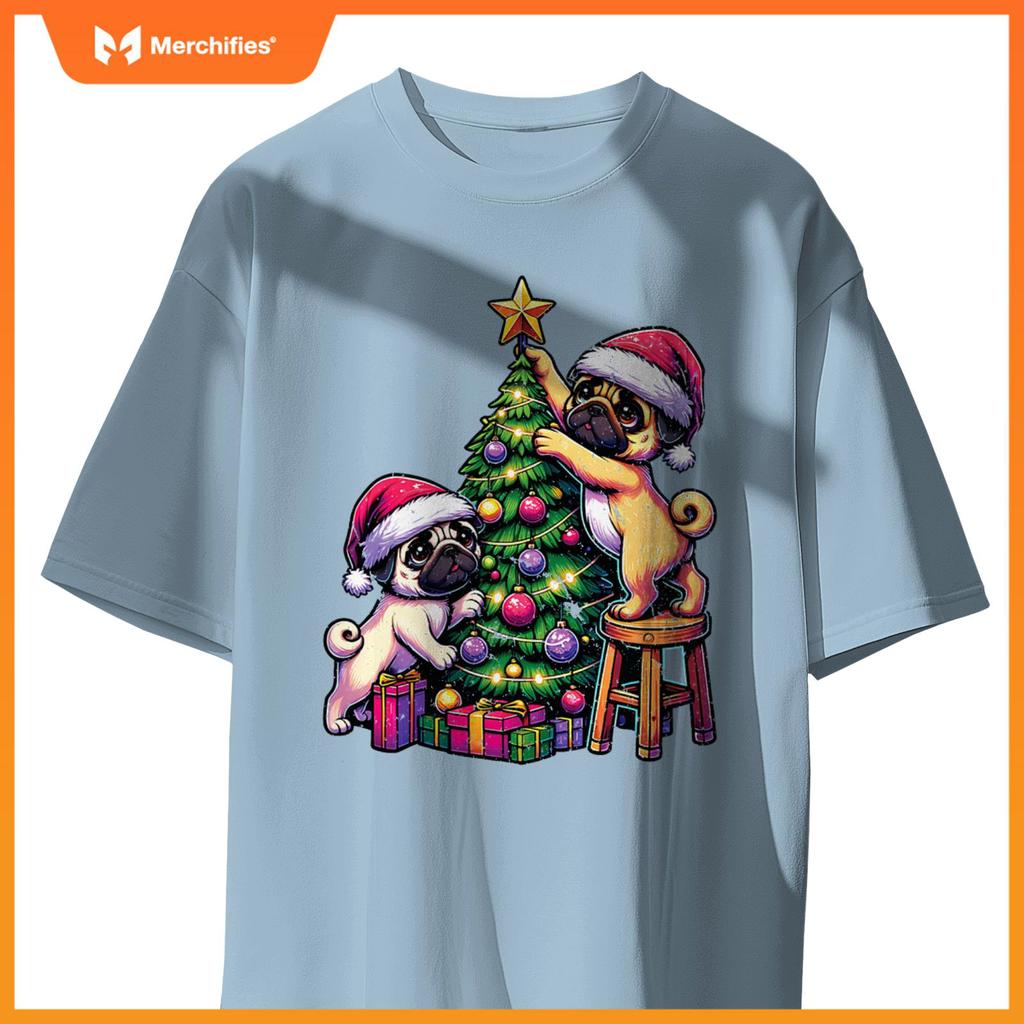 Pet Animal Lovers Cute Pug Dogs Decorating Christmas Tree T-Shirt