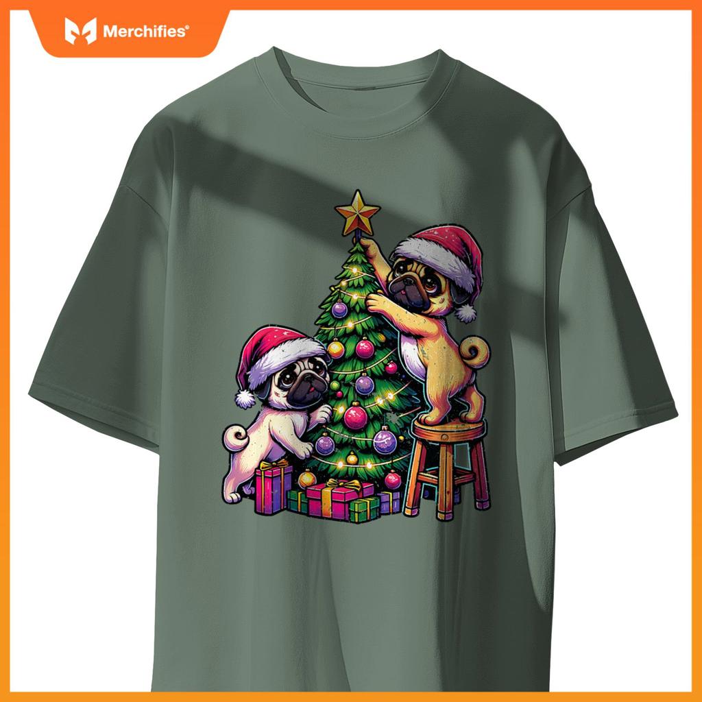 Pet Animal Lovers Cute Pug Dogs Decorating Christmas Tree T-Shirt
