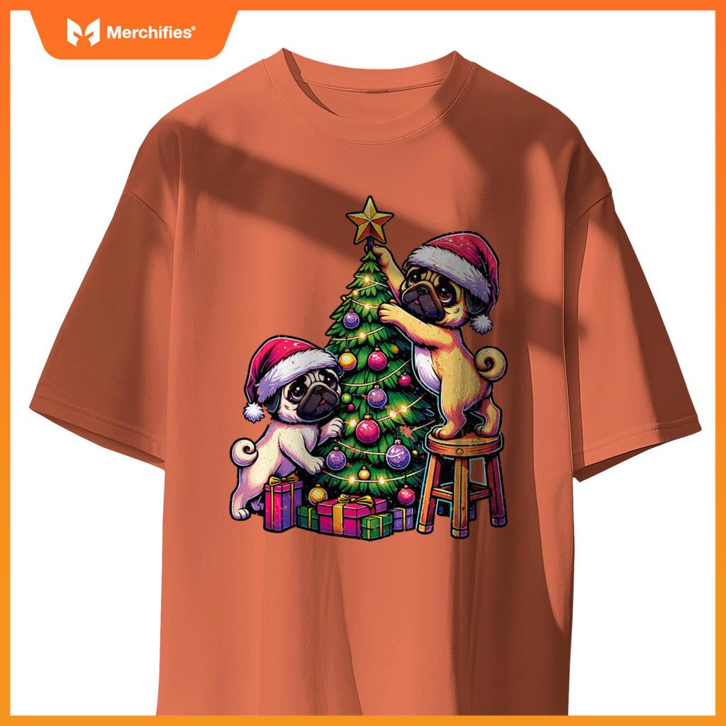 Pet Animal Lovers Cute Pug Dogs Decorating Christmas Tree T-Shirt