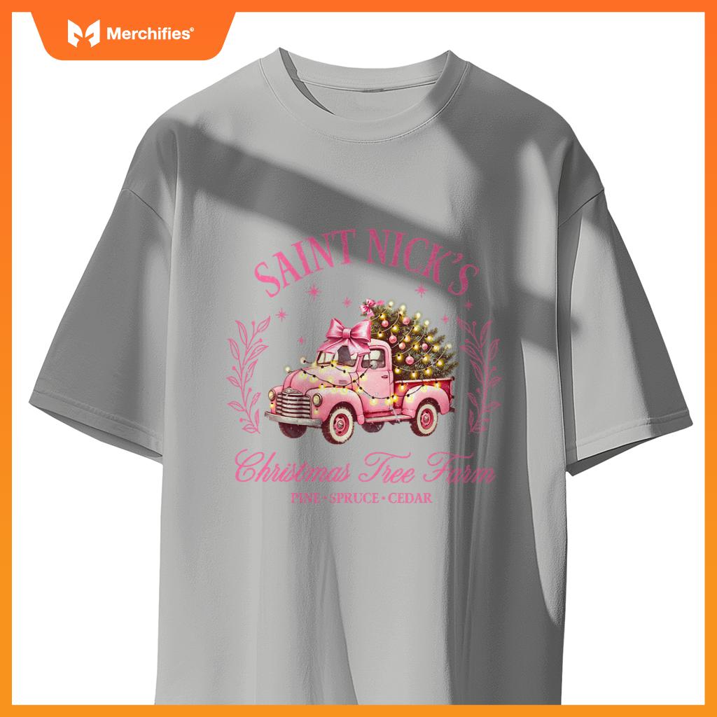 Pink Christmas Tree St Nick Christmas Farm Truck Pink Santa T-Shirt