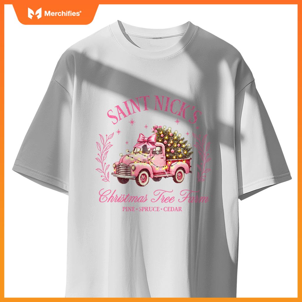 Pink Christmas Tree St Nick Christmas Farm Truck Pink Santa T-Shirt