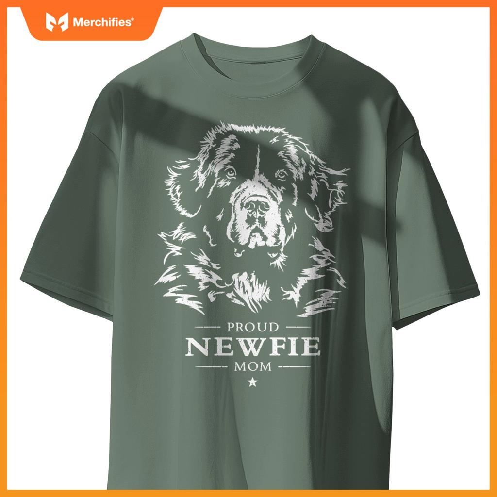 Proud Newfie mom dog mom Newfoundland dog T-Shirt