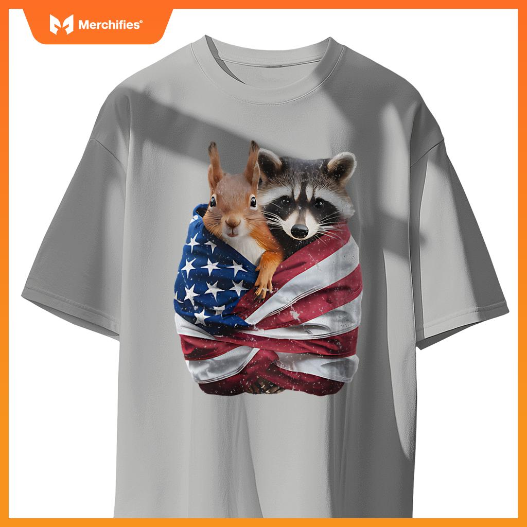 Raccoon And Squirrel Patriotic American Flag T-Shirt