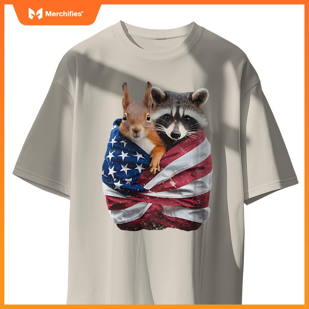 Raccoon And Squirrel Patriotic American Flag T-Shirt