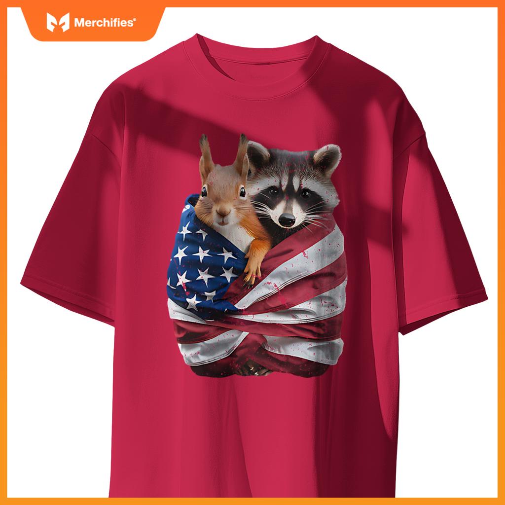 Raccoon And Squirrel Patriotic American Flag T-Shirt