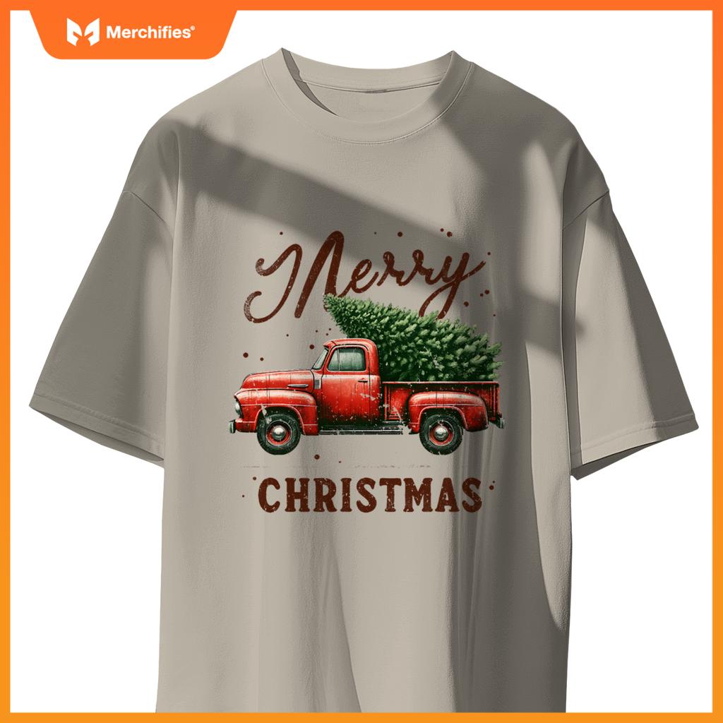Merry Christmas Tree on Red Truck Wagon Vintage Christmas T-Shirt
