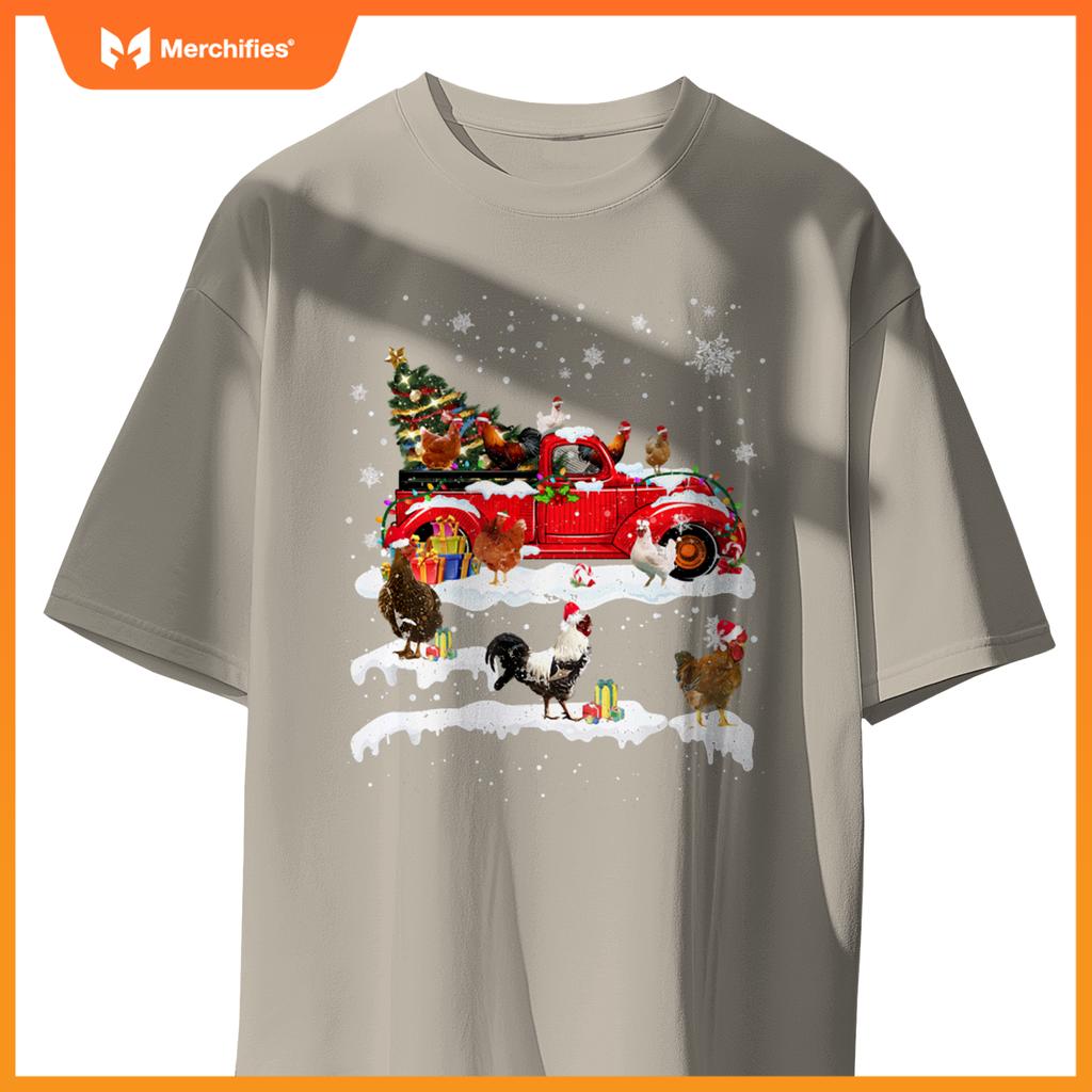 Merry Xmas Chicken Santa Hat Christmas Tree Truck Lights T-Shirt