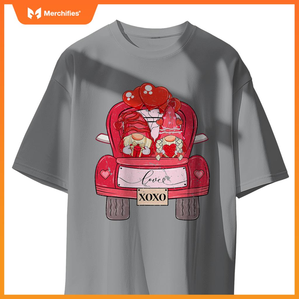 Gnome Valentines Day Truck Love Valentines Gnomes Hearts T-Shirt