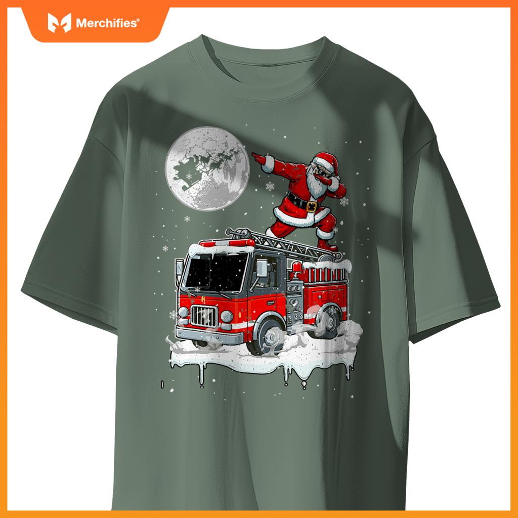 Santa Dabbing On Fire Truck Christmas Driver Lover Kids T-Shirt