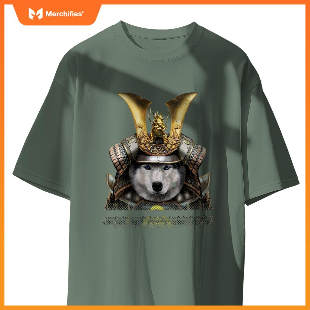 Siberian Husky Dog in Japanese Samurai Armor T-Shirt