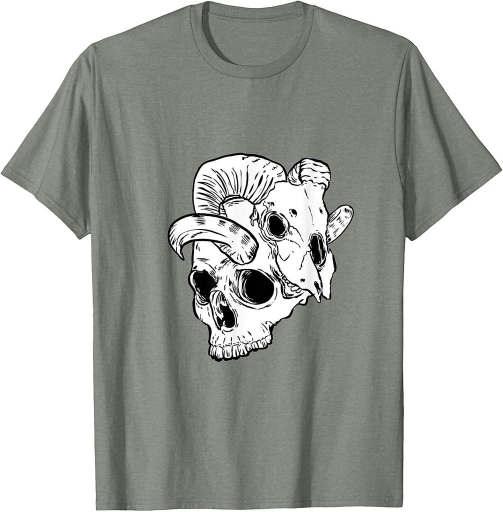 Skull Horn Art Vintage Scary Creepy Devil Halloween Theme T-Shirt
