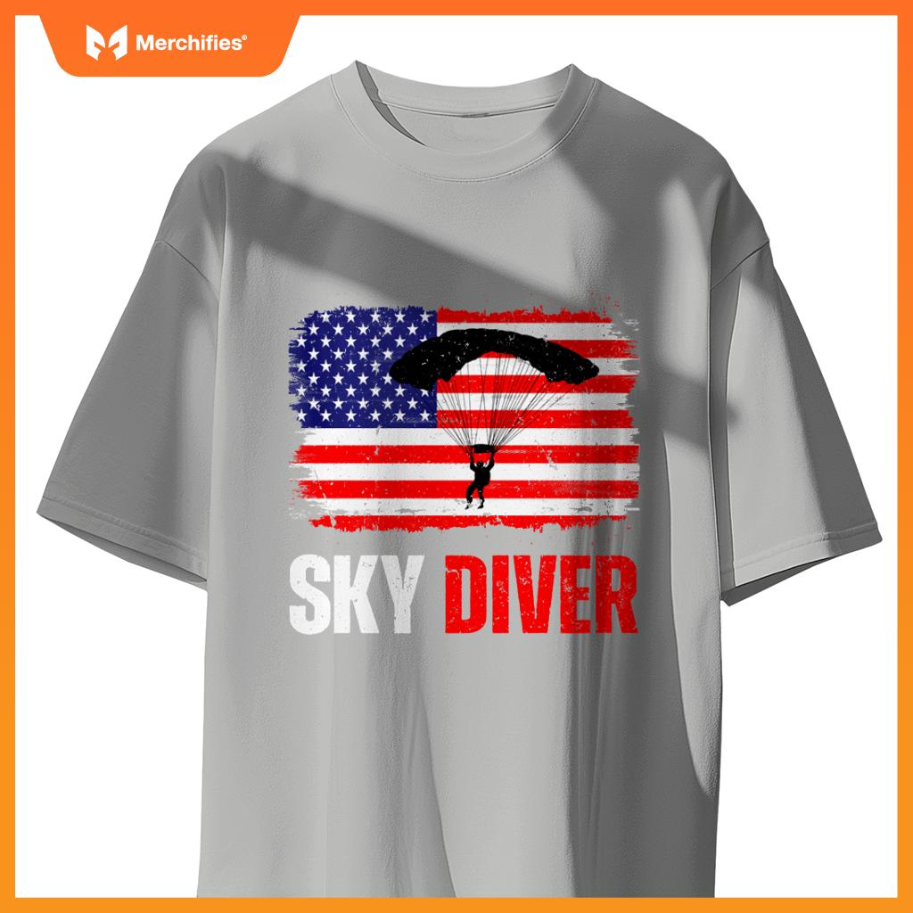 Skydiver American Flag Patriotic Parachuting T-Shirt