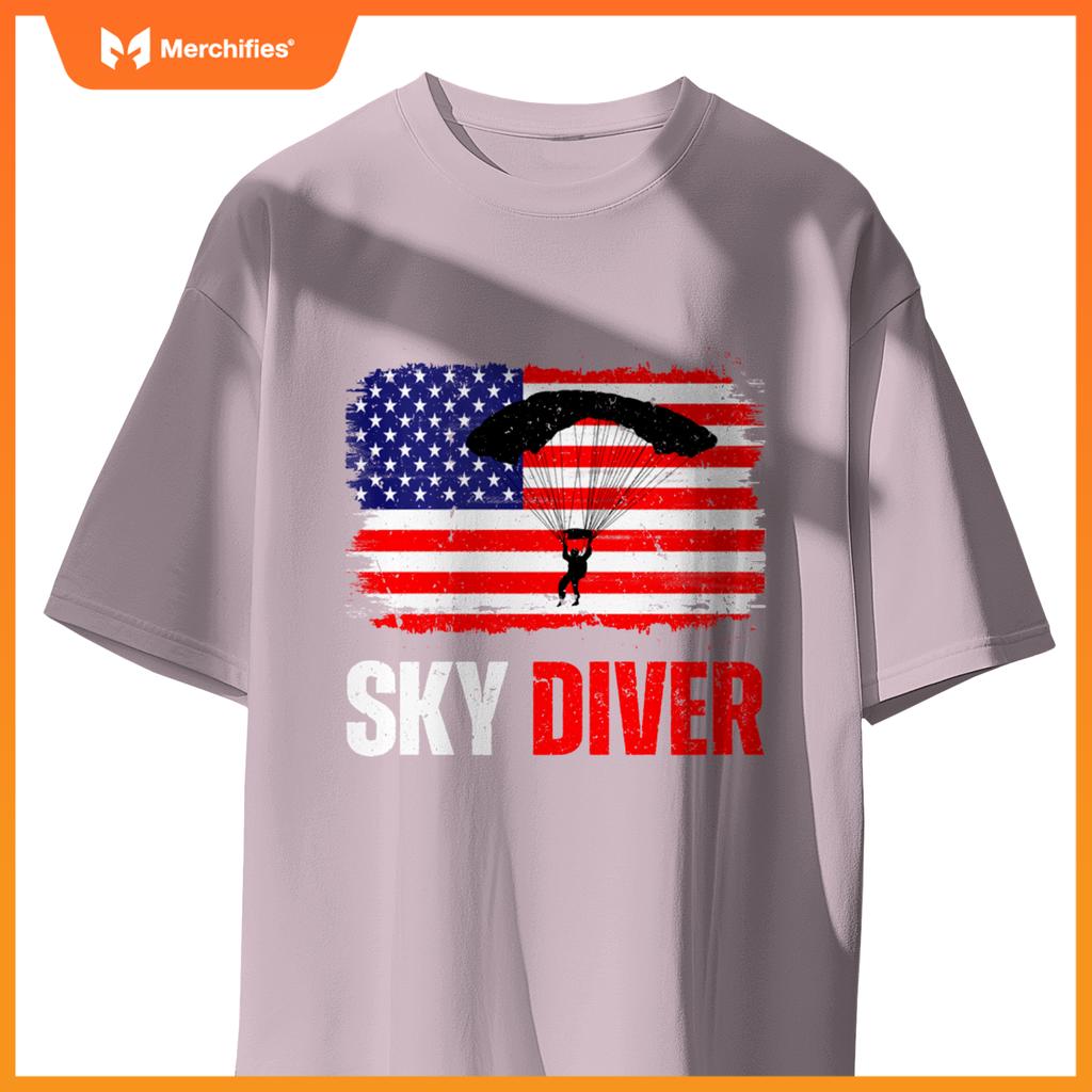 Skydiver American Flag Patriotic Parachuting T-Shirt
