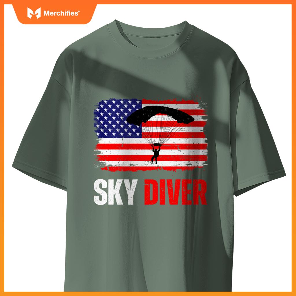Skydiver American Flag Patriotic Parachuting T-Shirt