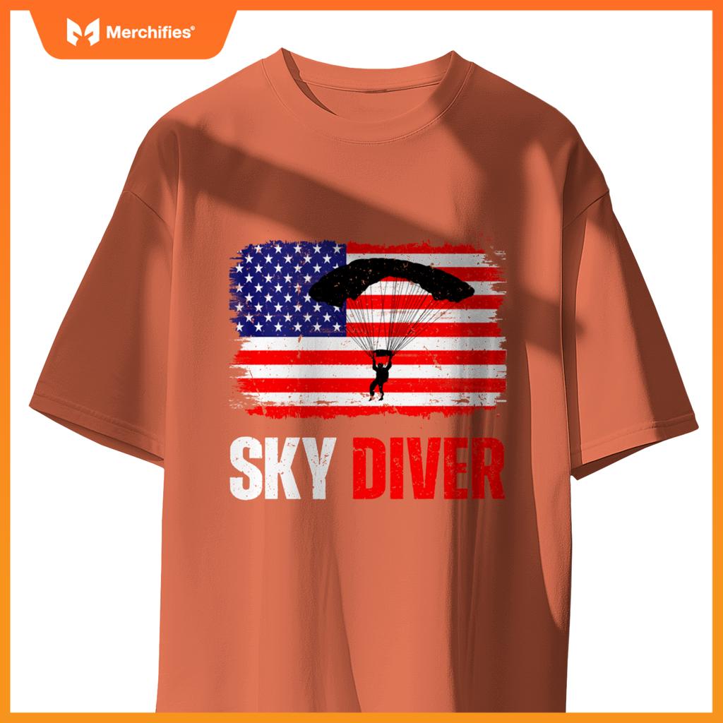 Skydiver American Flag Patriotic Parachuting T-Shirt